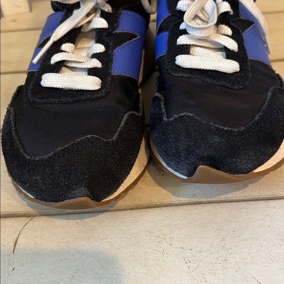 New Balance 237 - Picture 5 of 9